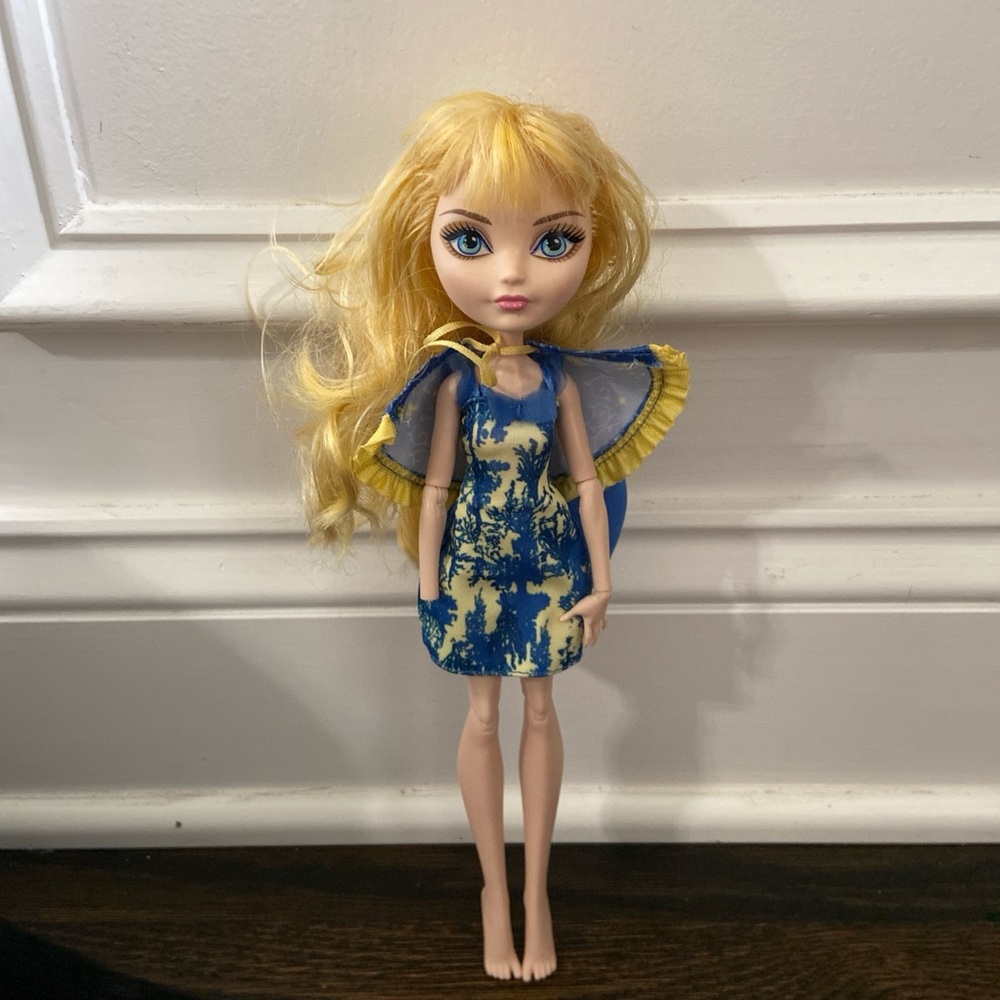Blondie Locks Ever after high doll
